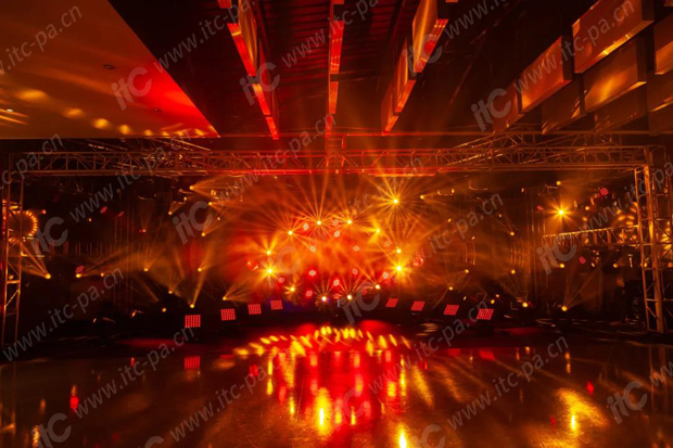 Stage lighting system test